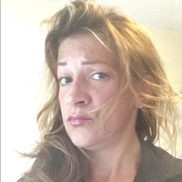 Meet your Posher, Rita - Picture 3 of 5